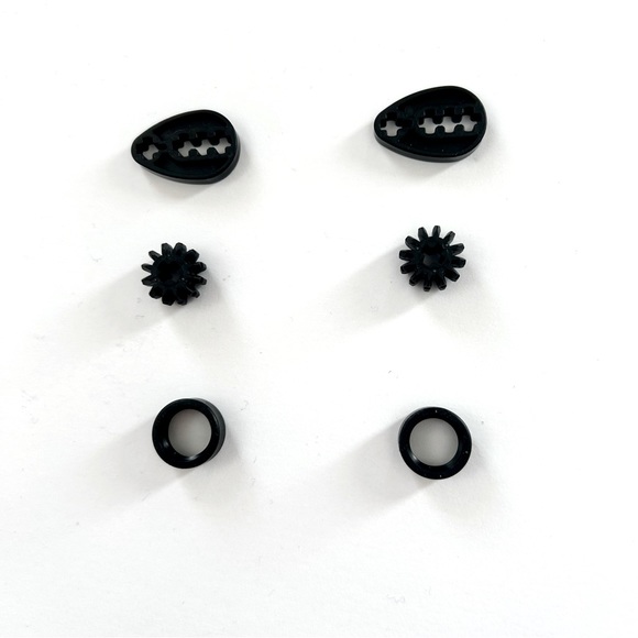 LEGO MINDSTORMS EV3 31313 Black Replacement Parts - Picture 1 of 3